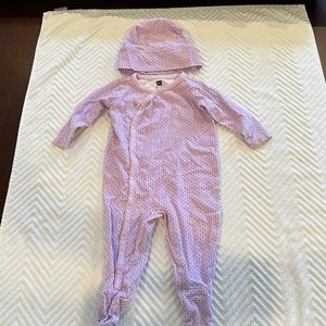 Tea- 3-6 month with hat